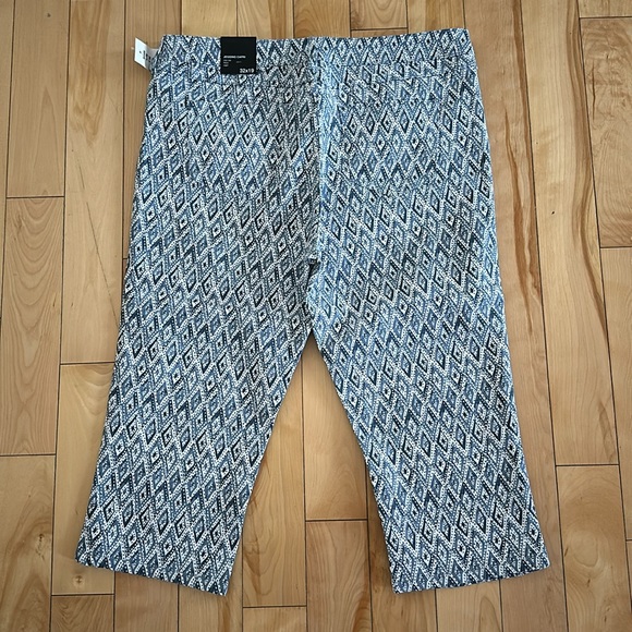 Ricki’s Jegging Capri NWT - Picture 3 of 5